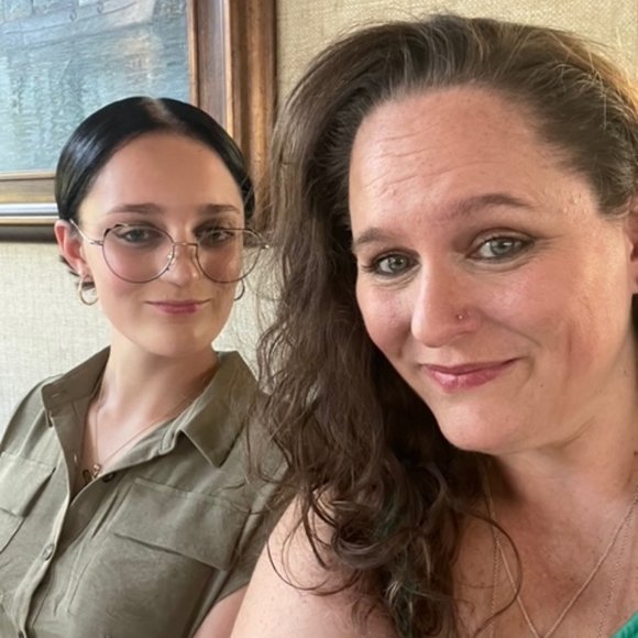 Meet your Posher, Jill and Kylee - Picture 1 of 1